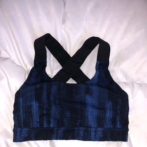 Lululemon sports bra